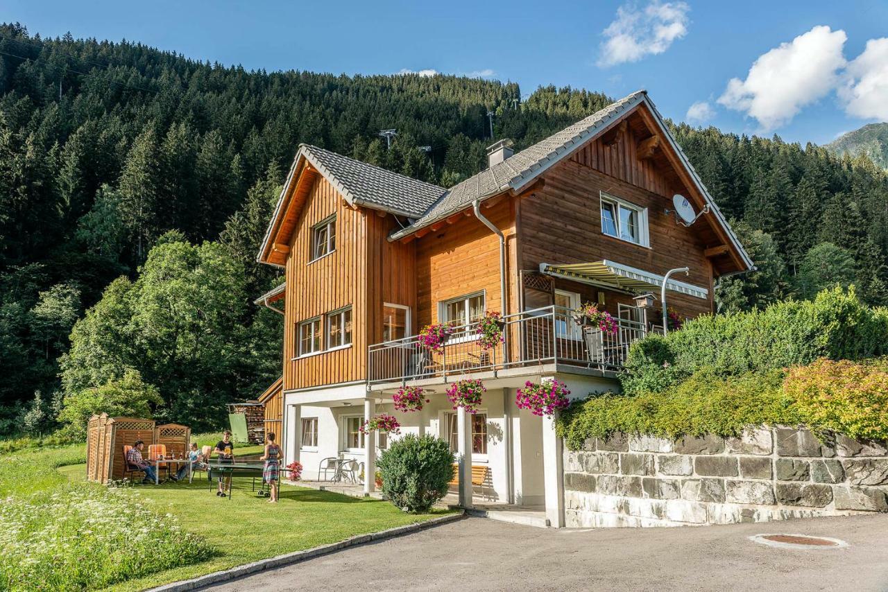 Haus Ambiatscha Daire Sankt Gallenkirch Dış mekan fotoğraf