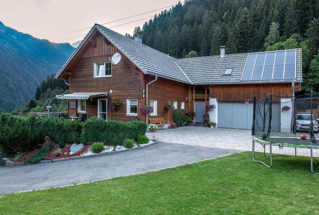 Haus Ambiatscha Daire Sankt Gallenkirch Dış mekan fotoğraf